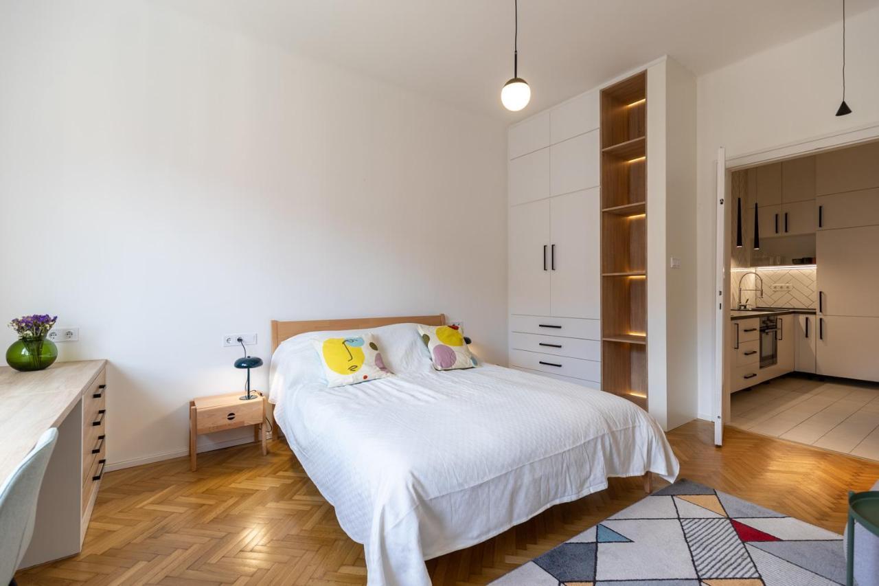 Apartment The Palm Springs Budapest